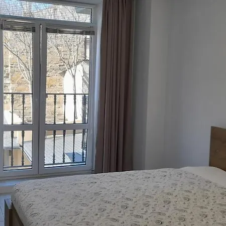 On Meshchanskaya Apartment Odesa